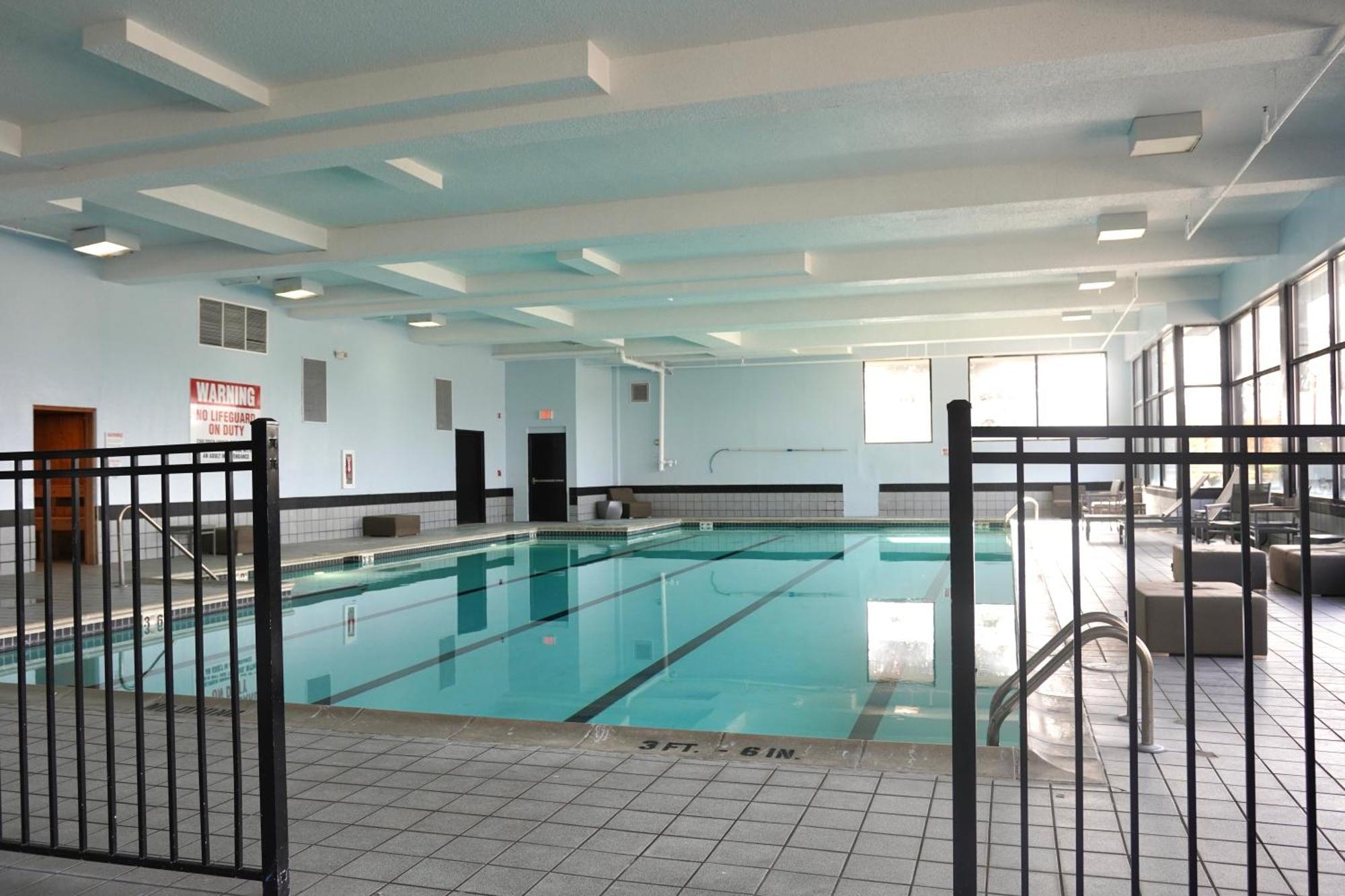 American Inn & Suites Waterford Exteriér fotografie