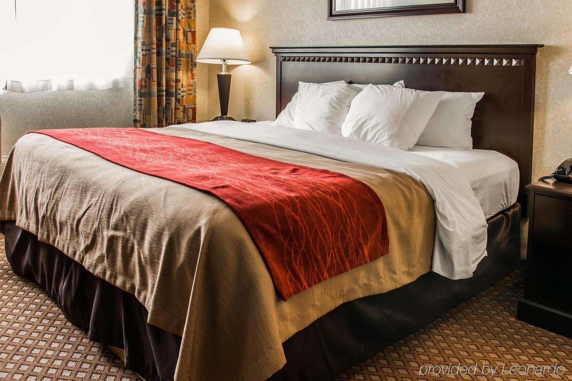 American Inn & Suites Waterford Exteriér fotografie