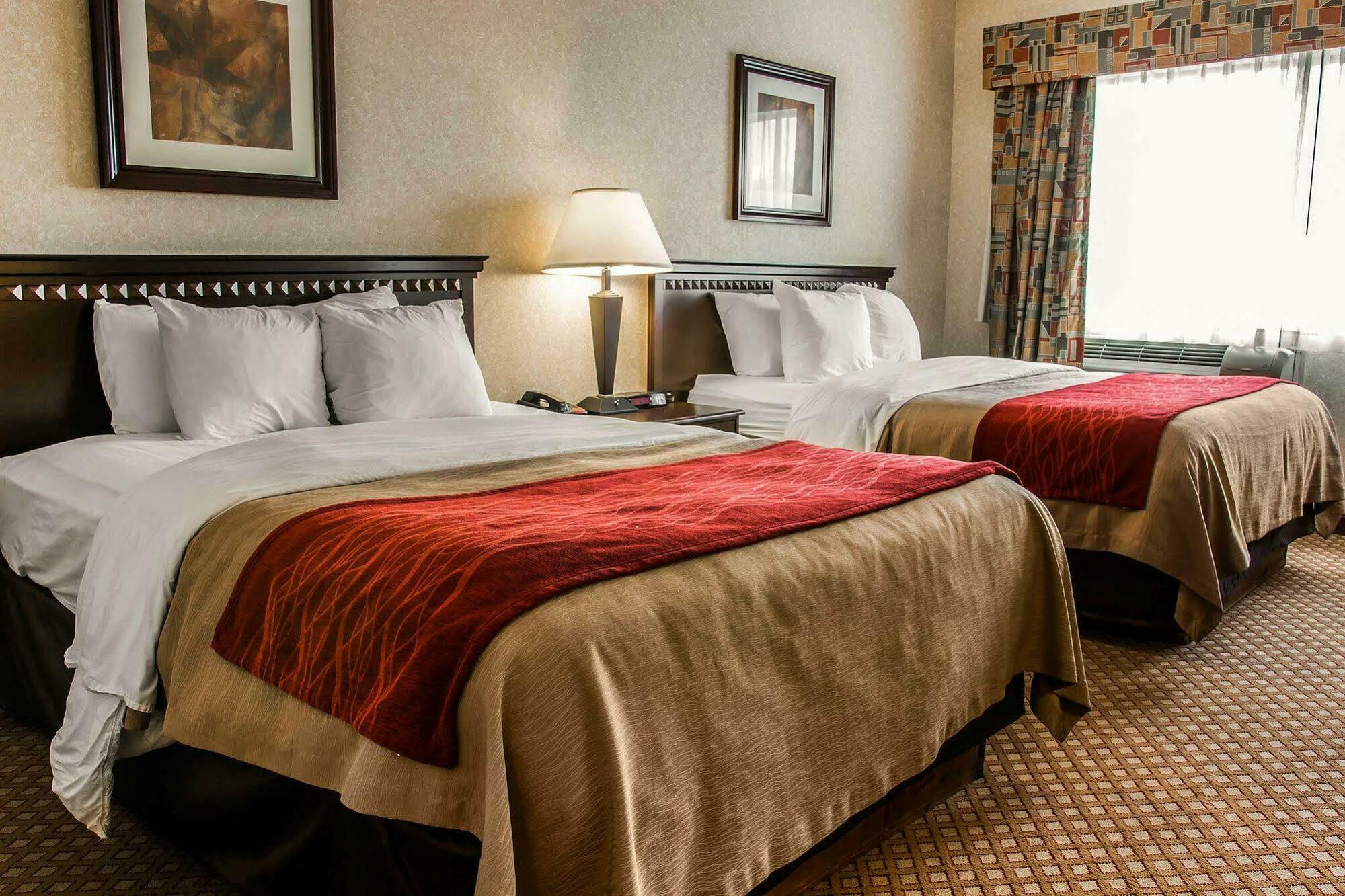 American Inn & Suites Waterford Exteriér fotografie