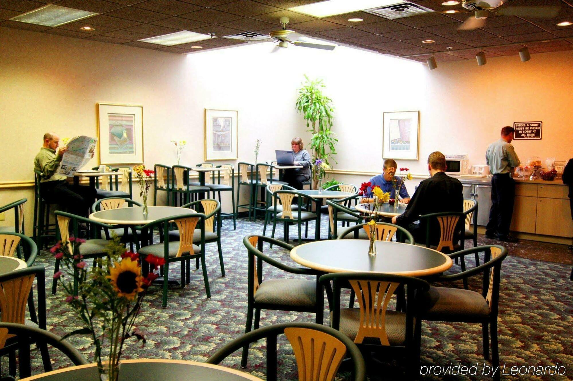 American Inn & Suites Waterford Exteriér fotografie